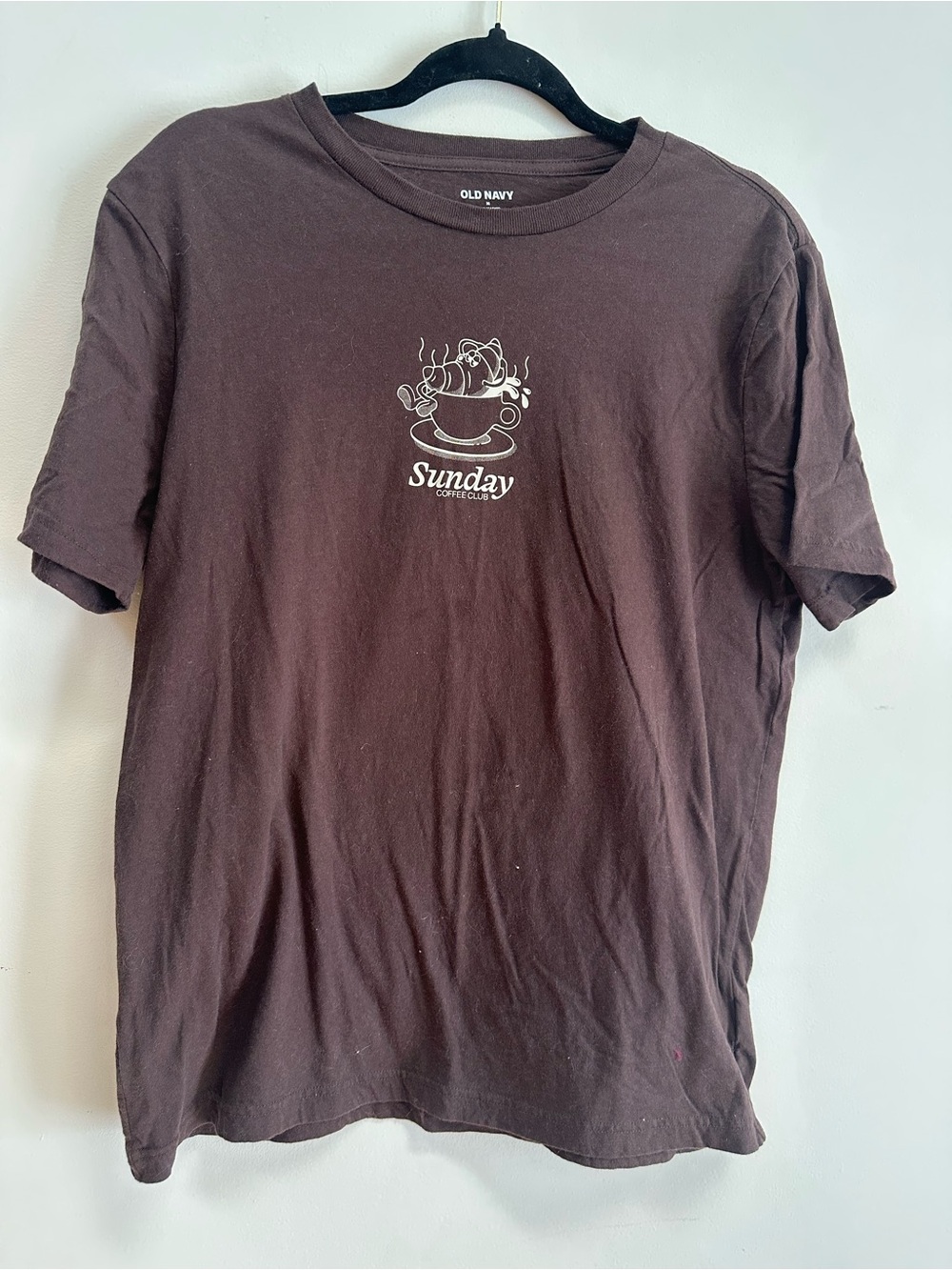 Old Navy Men’s Brown Graphic 'Sunday' Short Sleeve Tee